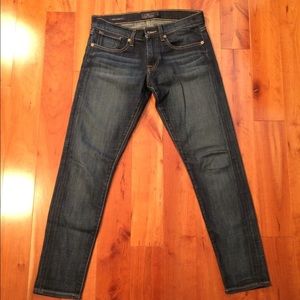 Lucky Brand Sienna Cigarette Size 27 w/28” inseam